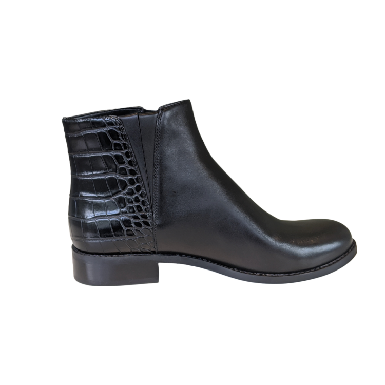 Michael kors discount lainey flat bootie